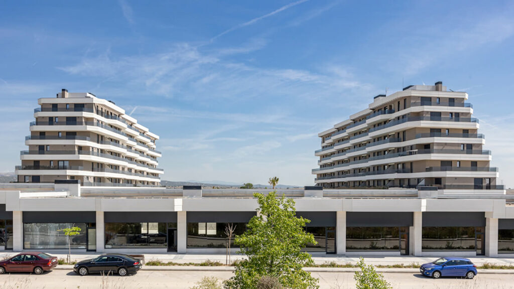 edificio_vista_exterior_luxury-tres-cantos